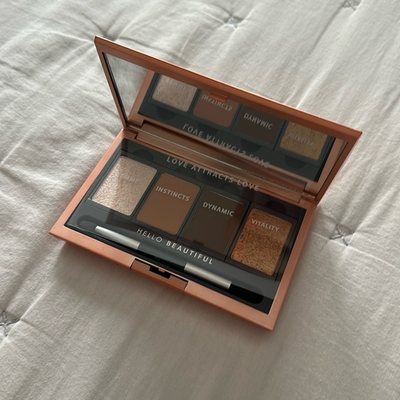 Chella La Vie Neutral Palette - Picture 2 of 6